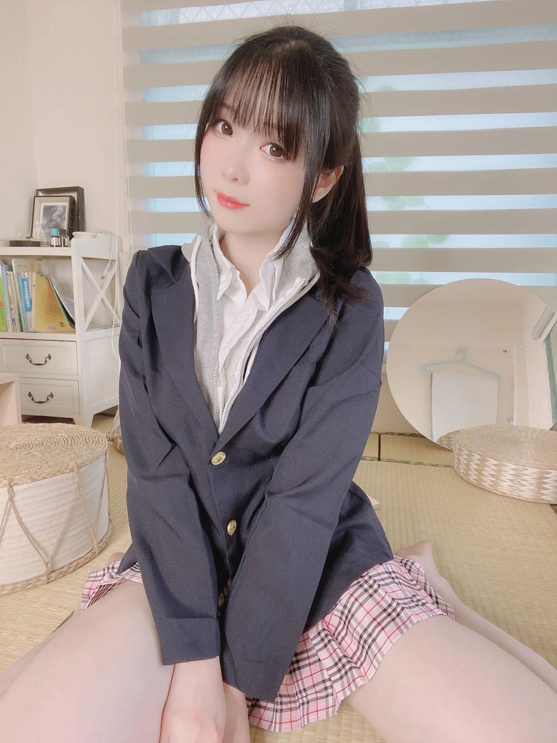 霜月shimo – NO.62 Fantia 2022年10月会员合集5期-2022-10-28 幼馴染 [23P]插图5